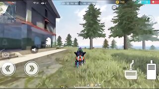 Playing FREE FIRE episode 3| I CAN'T STOP LOOKING AT HER TITS WHILE PLAYING