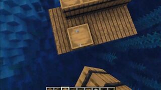 How to build a small pirate ship in Minecraft