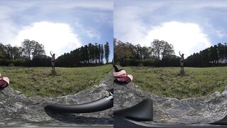 Nude Hula Hooping in a random backyard 180 VR Virtual Reality 3D