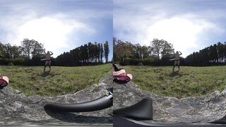 Nude Hula Hooping in a random backyard 180 VR Virtual Reality 3D