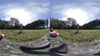Nude Hula Hooping in a random backyard 180 VR Virtual Reality 3D