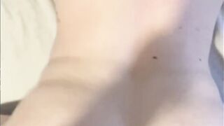 Slut throws it back on thick cock