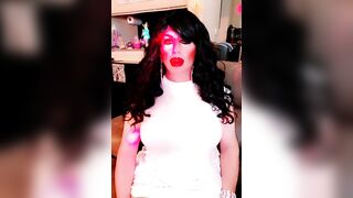 smoking lipstick under Daddy's spell