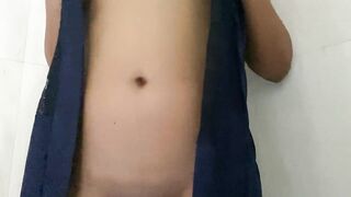 Hot desi Indian girl undress