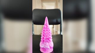 BBW rides and squirts on tenticle dildo