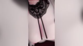 【ASMR】甘やかしメイドの手コキと耳舐め 男の娘Vtuber