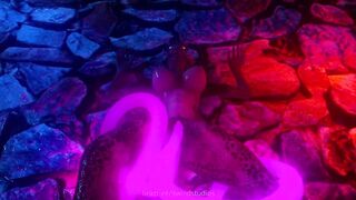 Argonian discovers mods from Lovers Lab (extended)