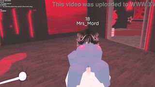 Cogiendo a hermosa chica roblox