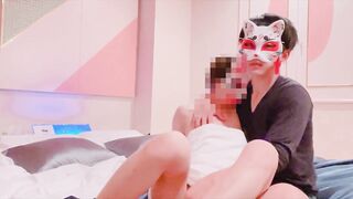 かわいい女の子が電マで連続イキ