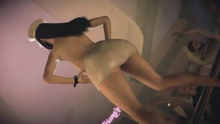 3D big boobs Korean stripper show her huge naturals