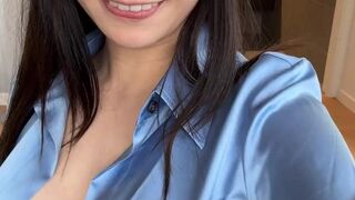 button up or button down