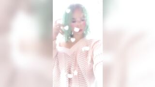 それは自動です